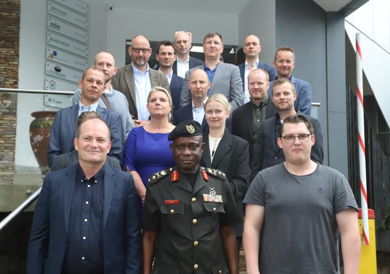 group pic with royal danish 23