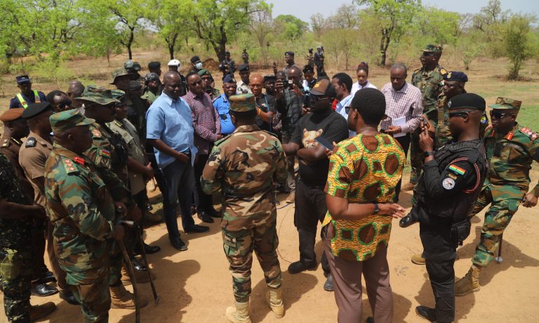 briefing to dignitaries and media at sapeillega 24