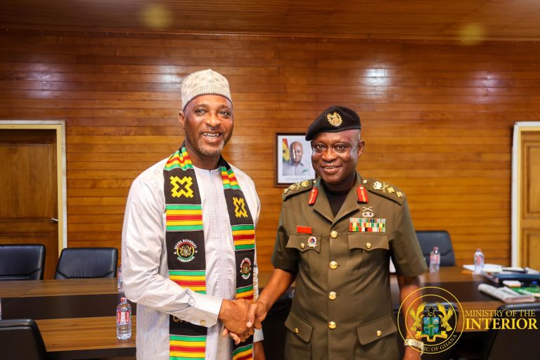 gen kotia with int minister