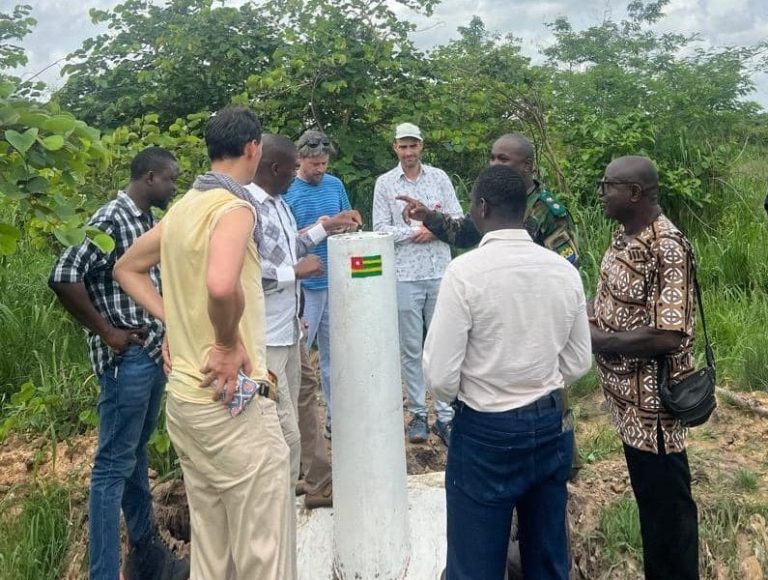 team around the pillar at ziope 24 new